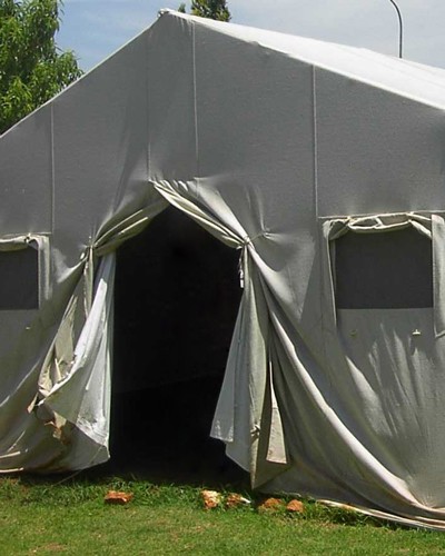Изготавливаем солдатские палатки в Москве вместимостью <strong>до 70 человек</strong>