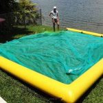 Надувное ограждение зоны купания «П» с защитной сеткой от медуз